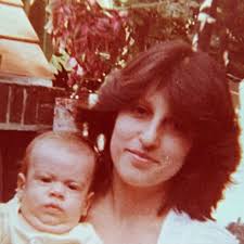 Feliz cumple Ma! Gracias por tanto amor, alegría y por estar siempre ❤️ Te  adoro con todo mi corazón. Que pases un hermoso día y lleno de felicidad.  Gracias, gracias y gracias.