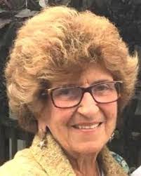 Joanne Peters's Instagram, Twitter & Facebook