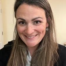 Amanda Belanger's Instagram, Twitter & Facebook