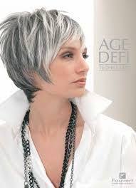 Cheveux Gris Argentes En Poivre Sel Tres Beau Coupe De Cheveux Coiffure Professionnel Cheveux
