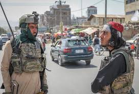 Los talibanes empezaron a entrar este domingo en la capital afgana, kabul, comunicó el ministerio del por su parte, el ministro del interior interino de afganistán, abdul sattar mirzakwal, descartó la. Ikqrlpjkbhcwfm