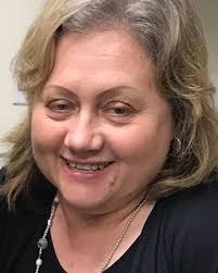 Amanda Pyper's Instagram, Twitter & Facebook