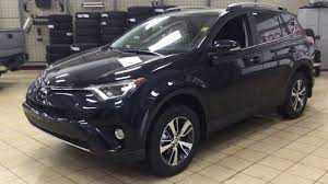 The 2016 toyota rav4 features a 2.5l engine, 6 speed automatic, and available front wheel drive or all wheel drive. 2018 Toyota Rav4 Xle Awd Review Youtube