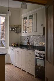 A Beautifully Simple Galley Kitchen In Bustling Covent Garden Devol Kitchens Kitchen Design Beautiful Kitchens