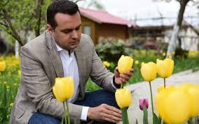 Check spelling or type a new query. Vremea 15 Zile TimiÈ™oara Casa 4 Anotimpuri Predeal