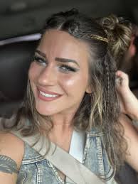 Amanda Michelle Hamblin