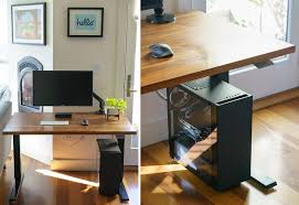 It has a durable top surface and a pair of shelves for storing documents, peripherals. How One Photographer Built The Ultimate Pc For Adobe Lightroom Digital Photography Review