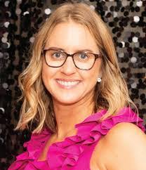 Gena Wright's Instagram, Twitter & Facebook