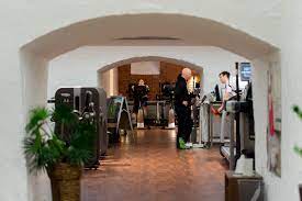 Auf den seiten von fitnesslounge erlangen aus erlangen finden sie infos über fitnesscenter und kontaktdetails von fitnesslounge erlangen. Lounge Fitnesslounge Erlangen