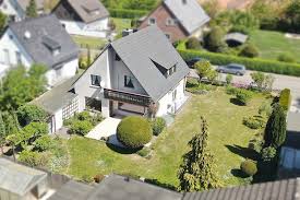 Haus grundriss hanglage haus hanglage am hang bauen leichte issbtutorialscom grundriss garten #dekoweihnachten #dekoherbst #dekoracjeświąteczne #innereskind. Ein Zuhause Wie Aus Dem Bilderbuch Freistehend Garage Idealer Grundriss Und Grosser Garten Gutelhofer Immobilien