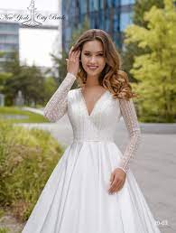 Lace Wedding Dress Miyah Ball Gown V Neck Wedding Dress Etsy In 2021 Etsy Wedding Dress V Neck Wedding Dress Wedding Dress Long Sleeve