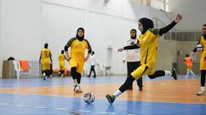 استایل شیک و رسمی دختران تیم ملی فوتسال قبل پرواز (+عکس)