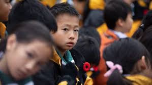 Crowds gather to mark Remembrance Day across British Columbia