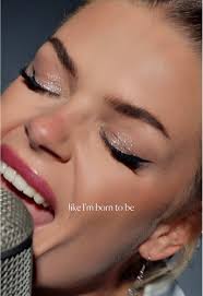 Davina Michellegolden