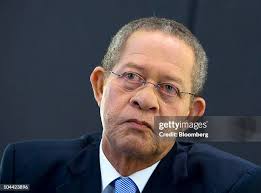 354 B Golding Photos & High Res Pictures