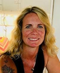 Betsy Kelley's Instagram, Twitter & Facebook