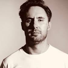 Ben Summers Art Director/ Visual artist/ Product manager