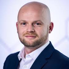 peter.cable@mitie.com (@petercablemiti1)