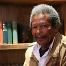 Happy 87th birthday to Frederic Raphael, the screenwriter of Darling! He  won an Oscar for his work