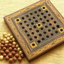 Ancien Jeu De Societe Boiseries Art Fait Main Par Kurna Sur Etsy Jeux De Societe Planches De Jeu Jeux En Bois