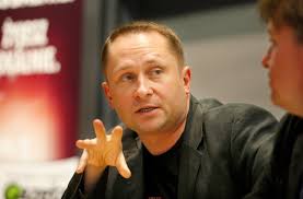 Kamil durczok, best known for being a journalist, was born in katowice, poland on wednesday, march 6, 1968. Wprost Ciemna Strona Kamila Durczoka Tygodnik Ujawnia Zaskakujace Fakty Z Zycia Dziennikarza Polska Times
