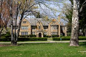 Mansions In Detroit S Historic Boston Edison District Mansions Detroit Neighborhoods Detroit Rock City