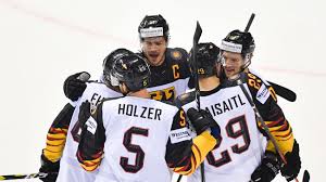 Deutschland zieht ins viertelfinale ein. Eishockey Wm Deutschland Besiegt Finnland In Der Vorrunde Zeit Online