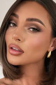 Julia Mosquera (karatekickjulia)