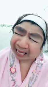 Peachy David Clemente