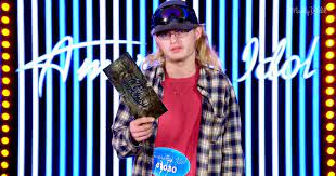 Mud Covered Soulful West Virginia Singer Inspires American Idol