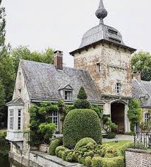 Pin Von Keanu Scheibel Auf Wohnort Gutshaus Kaufen Fassade Haus Englische Land Garten