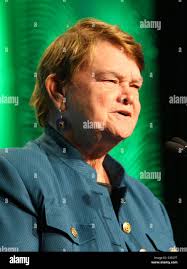 Sheila kuehl hi-res stock photography and images