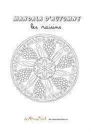 Le site coloriagesacolorier.com propose un choix de plusieurs centaines de coloriages que vous pouvez imprimer gratuitement pour que vos enfantsw puissent les colorier par la suite. Coloriage Mandala Raisin Tete A Modeler
