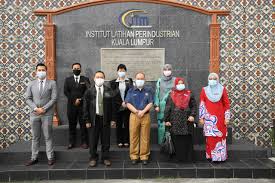 Institut latihan perindustrian kuala lumpur jln kuchai lama 58200 kuala lumpur no. Agensi Antidadah Kebangsaan Malaysia Aadkmalaysia Kunjung Hormat Agensi Antidadah Kebangsaan Aadk Ke Institut Latihan Perindustrian Ilp Kuala Lumpur Telah Diadakan Sebentar Tadi Di Bilik Mesyuarat Utama Ilp Kuala Lumpur Pertemuan Ini Adalah