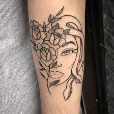 Minimalistic Medusa Girl Face Blackwork Tattoo Tattoos Girl Face Tattoo Medusa Tattoo Minimalist