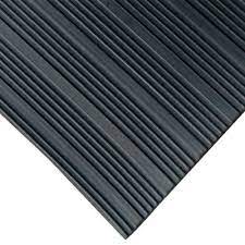 Rubber Cal Diamond Plate 4 Ft X 15 Ft Black Rubber Flooring 60 Sq Ft 03 206 W100 15 T Rubber Flooring Rolled Rubber Flooring Commercial Rubber Flooring