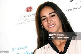 Kelli Sargent's Instagram, Twitter & Facebook