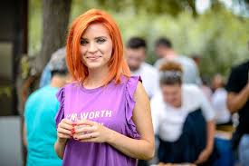 În această seară, fructul oprit își încheie ultimul capitol. Galerie Foto Noul Sezon Al Serialului Fructul Oprit Are Premiera Pe 29 August La Antena 1 Tvmania Ro