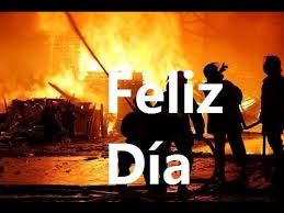 Honrando esa fecha, a partir del año 1956 se decidió dedicar un día para llamar la atención de la población tanto para homenajear a los cuerpos de bomberos como para asistirlos en sus necesidades, ya sea económicas o humanas, como es el caso de los voluntarios, estableciéndose pues el día del bombero, a celebrarse cada veintidós de. Imagenes Y Frases Para Celebrar El Dia Del Bombero En Chile