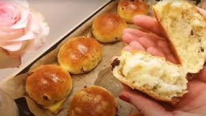 Rezept Schnelle Brotchen Backen Ohne Kneten Und Uber Nacht Kochen Kinderleicht In 2020 Schnelle Brotchen Backen Rezepte Brotchen