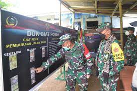 Turut hadir pada kegiatan tersebut, pangdam xvi/ptm mayjen tni marga taufik, aspers kasdam xvi/ptm kol arm diah prahma dwi purnama, aster kasdam xvi/ptm kol inf ali aminudin, danrindam xvi/ptm kol inf parlindungan hutagalung, kazidam xvi/ptm kol czi rudy wahjudiono dan pengurus. Tim Wasev Mabes Tni Ad Tinjau Lokasi Tmmd Di Pelibaler Sikka Media Kupang