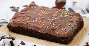 Most homemade sheet cake recipes are quarter sheet cakes, as full sheet cakes generally do not fit in most home ovens. Chocolate Sheet Cake Preppy Kitchen