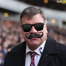 BREAKING NEWS: Italian manager Samuele Allardycini has offered to takeover  from Ruben Amorim and save Man United from relegation.