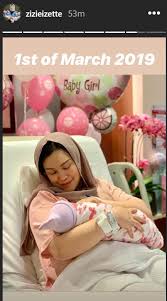 On 18 december 2009, rumors that he was married to the actress zizie ezette were confirmed by an associate of bung moktar, datuk mohamad aziz. Zizie Izette Lahir Baby Girl