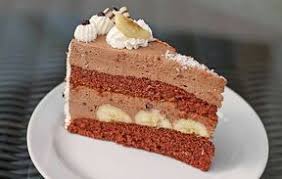 Brigittes Schokosahnetorte Mit Bananen Von Toskanaloewe Chefkoch Schoko Sahne Torte Kuchen Und Torten Rezepte Schoko Bananen Torte