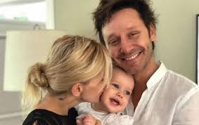 From wikimedia commons, the free media repository. Benjamin Vicuna Explica Por Que Aplazo Su Matrimonio Con La China Suarez