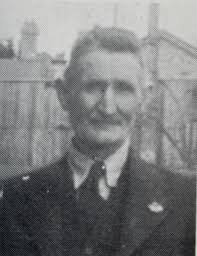 Edmond (Ted) Connor was one of Albury's best remembered characters. Son of  John Bawn Connor of Connor's Road Cricklewood. His father drew the ballot  for section 24 of the Albury Station breakup