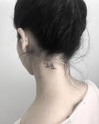 Teenage Girl Meaningful Neck Tattoo For Girls In 2020 Neck Tattoos Women Back Of Neck Tattoo Small Neck Tattoos