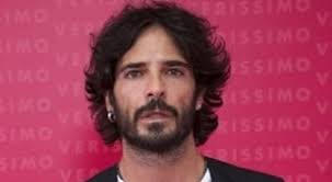 Per stargli accanto ho rinunciato a un film. Marco Bocci Il Gazzettino