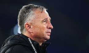 Mai mult, dan petrescu a dezvăluit că a fost pe lista unui club important din rusia, care a ales, însă, un alt tehnician, dar și că are oferte din zona golfului, cărora nu vrea să le dea curs. Dan Petrescu A AnunÈ›at Unde Vrea SÄƒ Antreneze Imi Doresc Mult SÄƒ Revin Ce Oferte A Refuzat